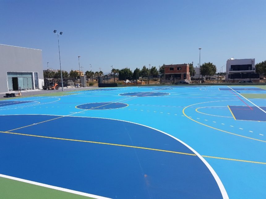 3 PISTAS POLIDEPORTIVAS (2.800 M2)