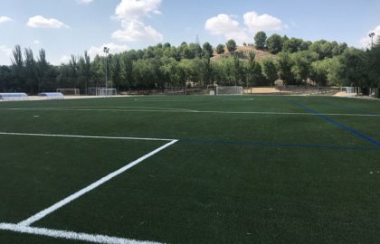 Nuevo campo de fútbol con césped artificial COMPOGRASS en Valdemoro (Madrid)