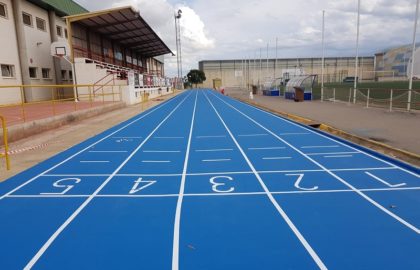 COMPOSAN renueva la pista de atletismo de Benifayó (Valencia)
