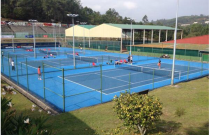 Composan presente en el campeonato absoluto de tenis de Galicia
