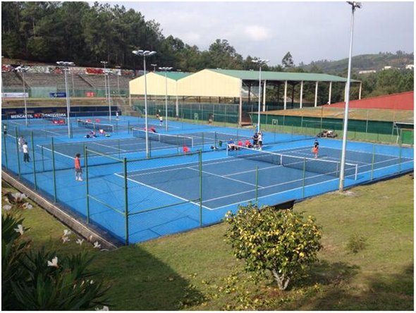 Composan presente en el campeonato absoluto de tenis de Galicia