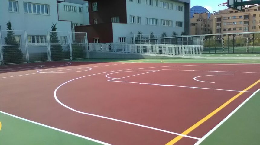Pista en Villalba de Saserra. – Sistema Sportplus sobre hormigón