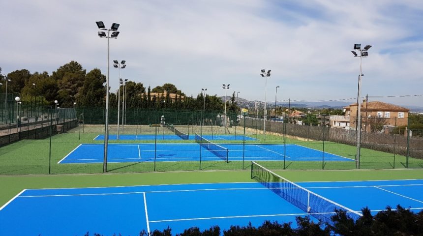 3 PISTAS DE TENIS TENISLIFE PARA EL POLIDEPORTIVO ANABEL MEDINA DEL AYUNTAMIENTO DE TORRENTE (VALENCIA)