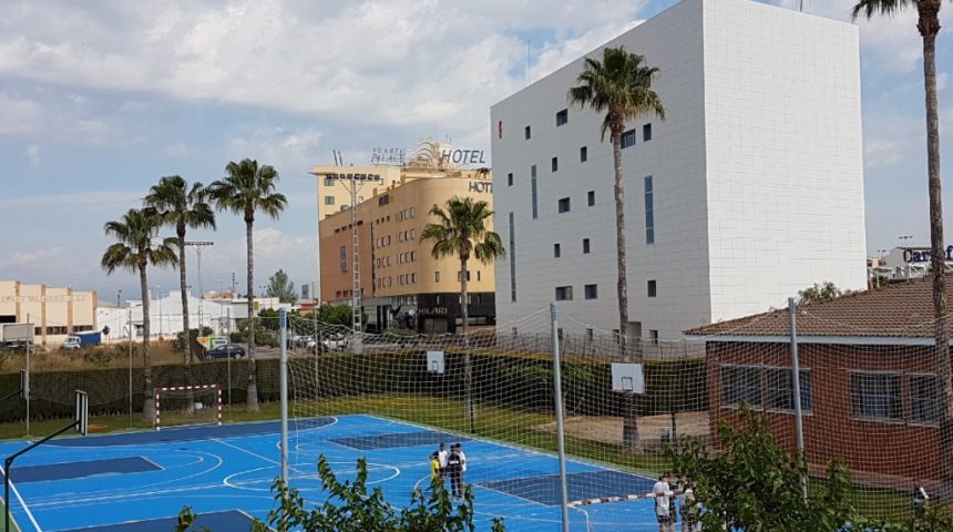 PAVIMENTACIÓN SPORTPLUS (1.800 M2) EN EL COLEGIO SANTA MARÍA DE VILLARREAL (CASTELLÓN)