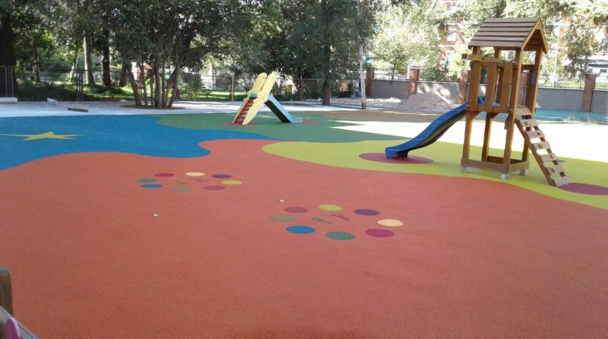 El colegio de Fomento en Las Tablas (Madrid) se renueva con pavimentos de COMPOSAN
